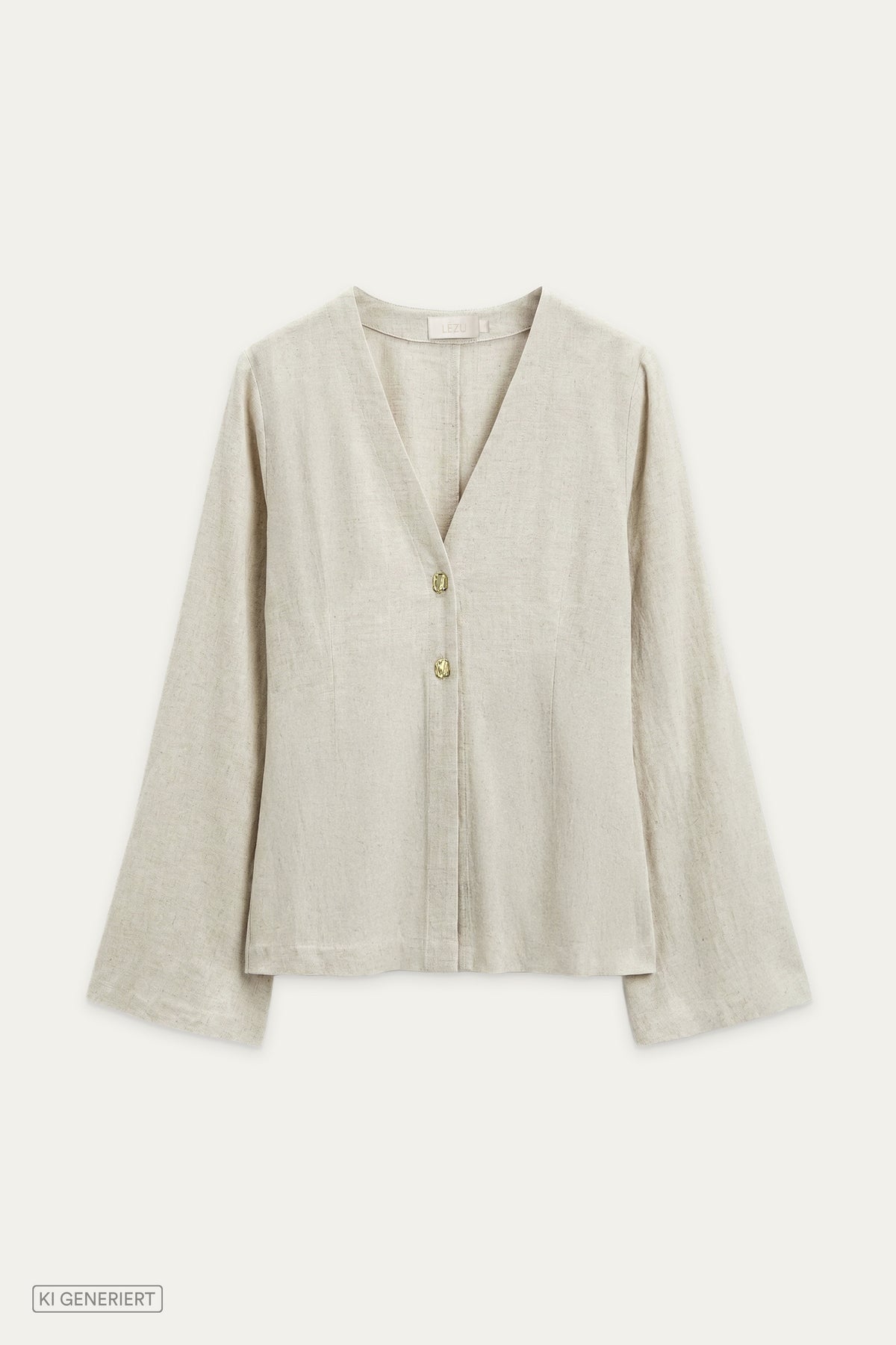 Beige Bluse aus leicht strukturiertem Stoff mit V-Ausschnitt und zwei Knöpfen, locker geschnitten mit langen Ärmeln, kombiniert mit weiter Hose im Lookbild sowie als Einzelansicht vor hellem Hintergrund.